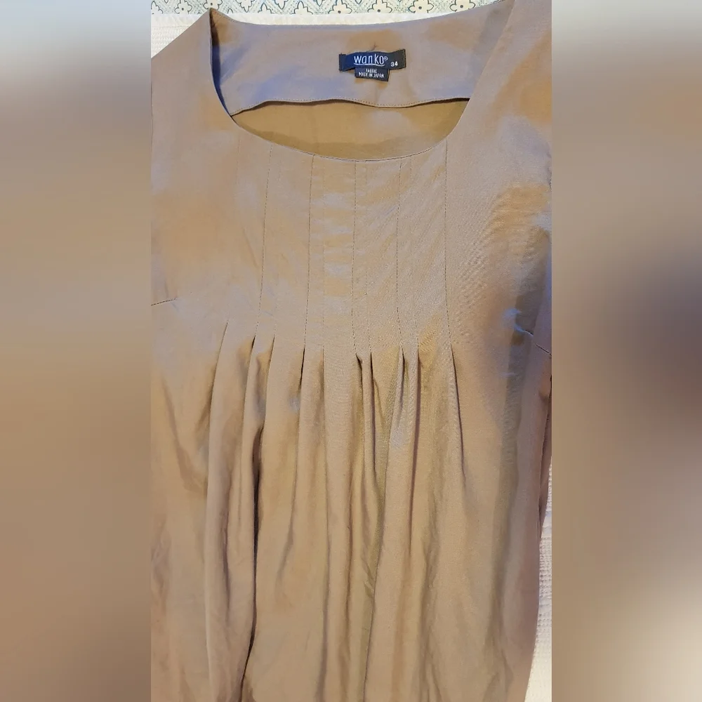 Wanko tailored tunic size 6 with slight imperfection - Picture 4 of 12